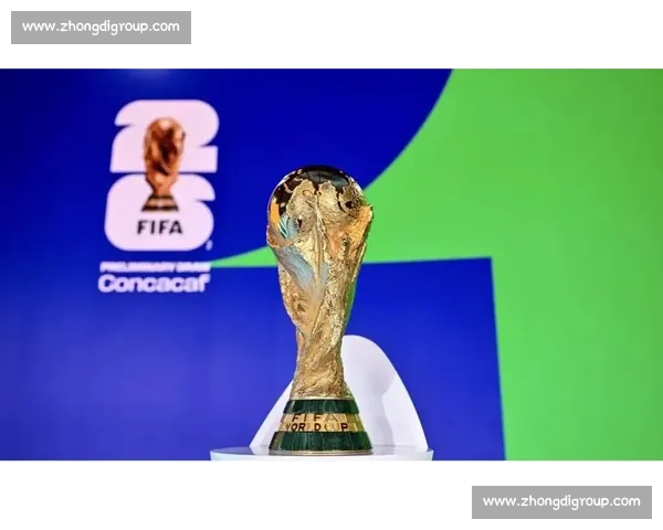 致敬偶像！哈维·西蒙斯，2026世界杯舞台上的追梦人