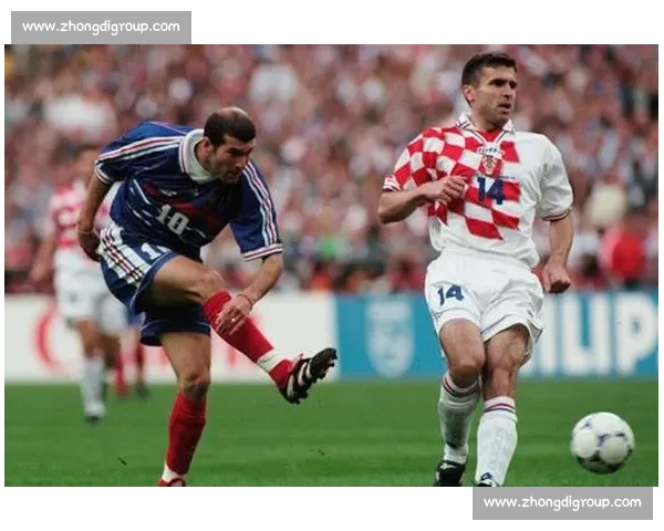 黄沙漫卷，绿茵飞扬，蒙特雷世界杯，英雄辈出！